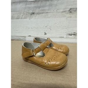 Angel Mary Jane Shoes Toddler Girls Size 5 Tan Scalloped T-Strap Flats*Flawed*